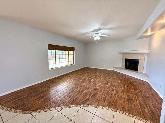 Building Photo - 2116 Roy Rogers Way