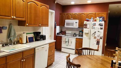 Building Photo - 154 Harvard, #7, Brookline, MA 02446