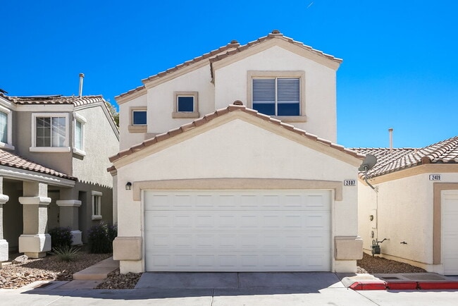 Primary Photo - 2407 Character Ct