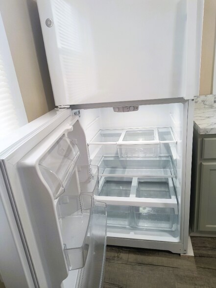 Building Photo - 916 Finley Beech Rd