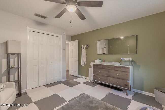 Building Photo - 12041 Wren Hollow Ct