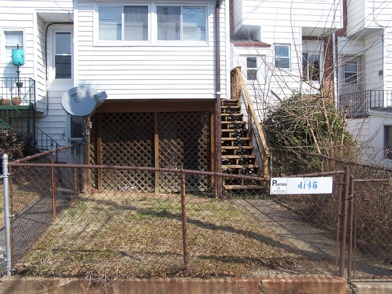 Back Yard - 4146 Falls Rd