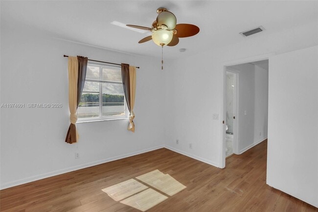 Building Photo - 659 Vista Meadows Dr