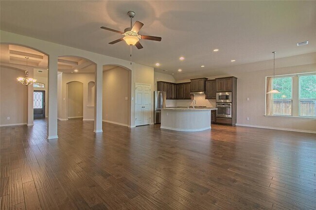 Building Photo - 2700 Madelena Ct