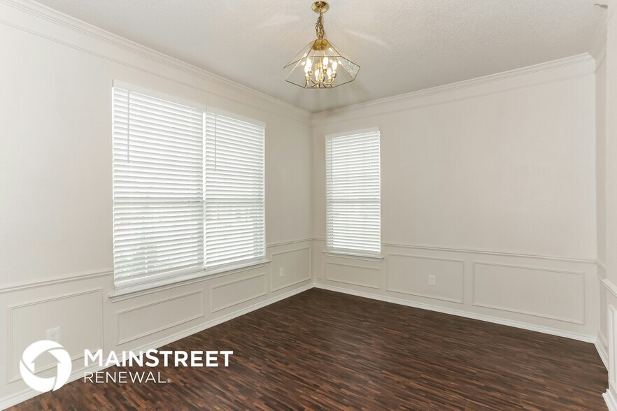 Building Photo - 201 Boulder Creek Dr