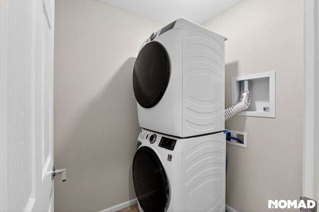 Building Photo - 6696 N Argonne St