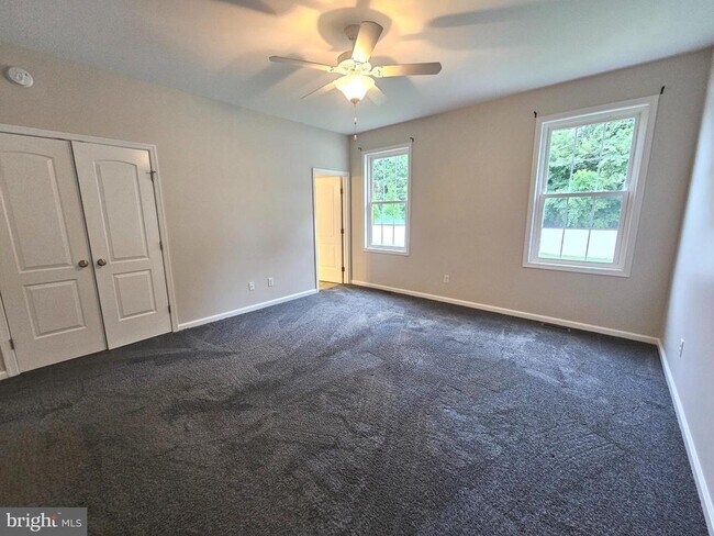 Building Photo - 270 Waterway Dr