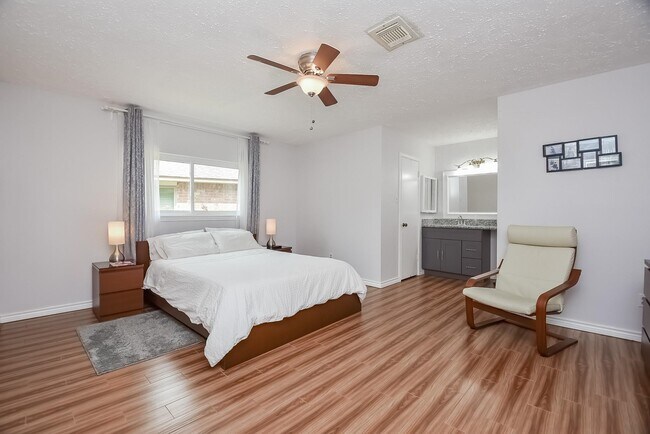 Building Photo - 2722 Amaranth Dr
