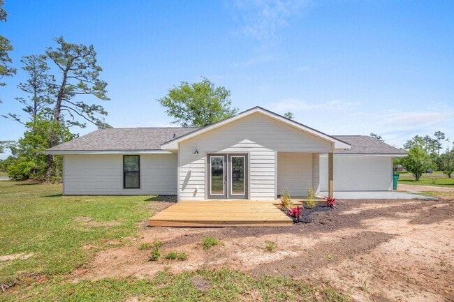 Building Photo - 3579 Oakwood Dr