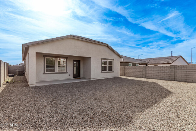 Building Photo - 16632 W Desert Mirage Dr