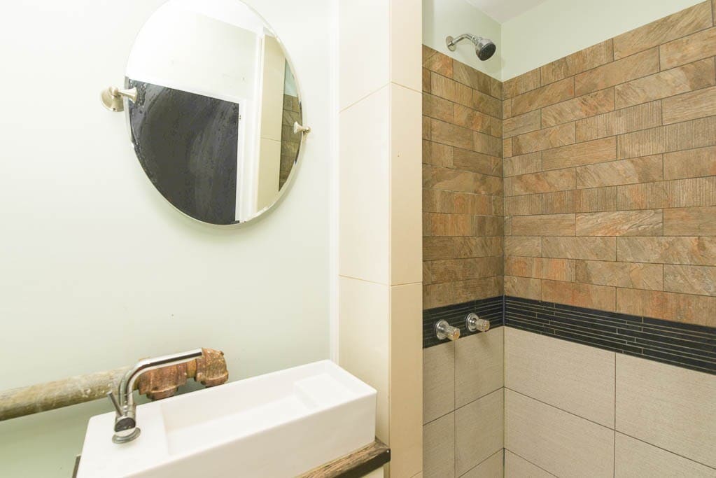 Building Photo - 2730 N Central Park Ave