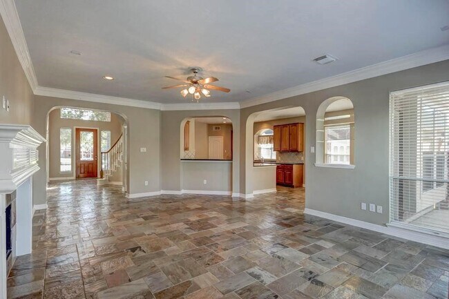 Building Photo - 12418 Lago Bend Ln
