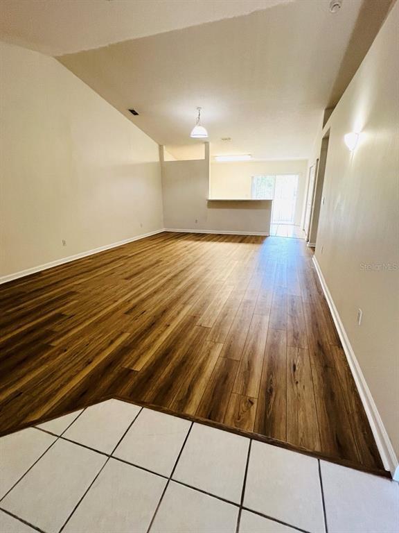 Building Photo - 78 Plainview Dr