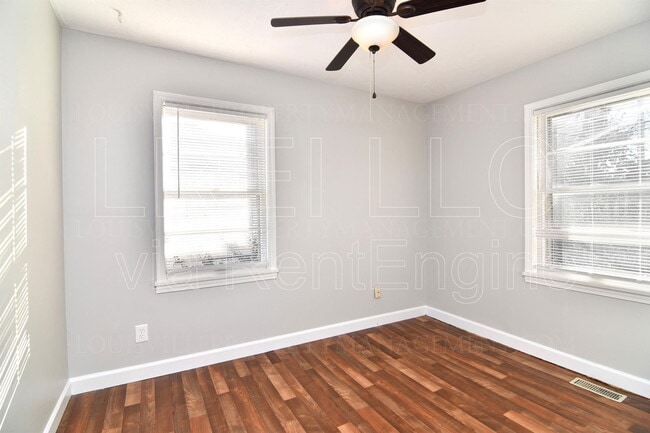 Building Photo - 6604 Estele Ave