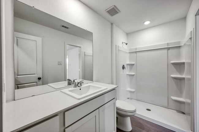 Building Photo - 29635 Knollwood Bay Rd