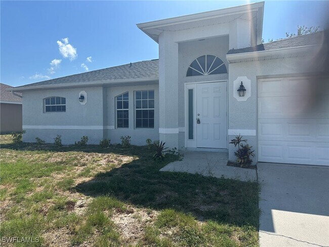Building Photo - 2212 NW 18th Ave
