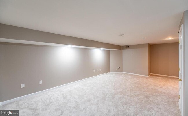 Building Photo - 148 Iron Bark Ct