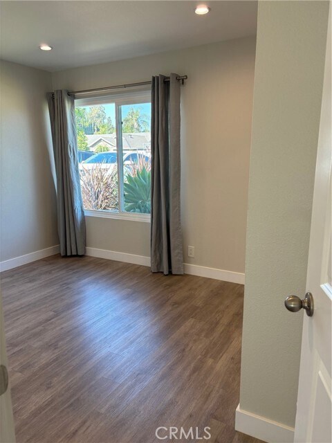 Building Photo - 136 N Lohrum Ln