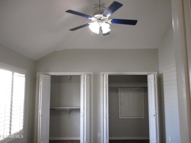 Building Photo - 2030 Paseo Del Prado Dr