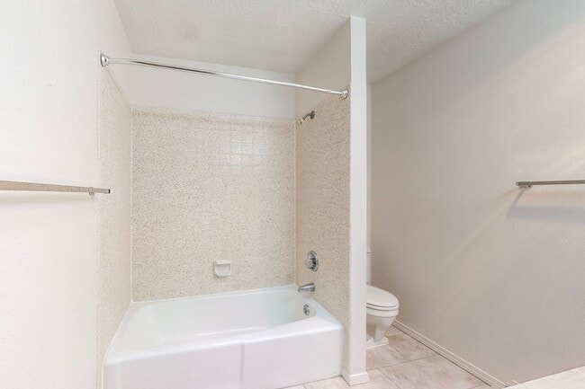 Building Photo - Tramway/Indian School TH 2/BD 2/BA 2/CG