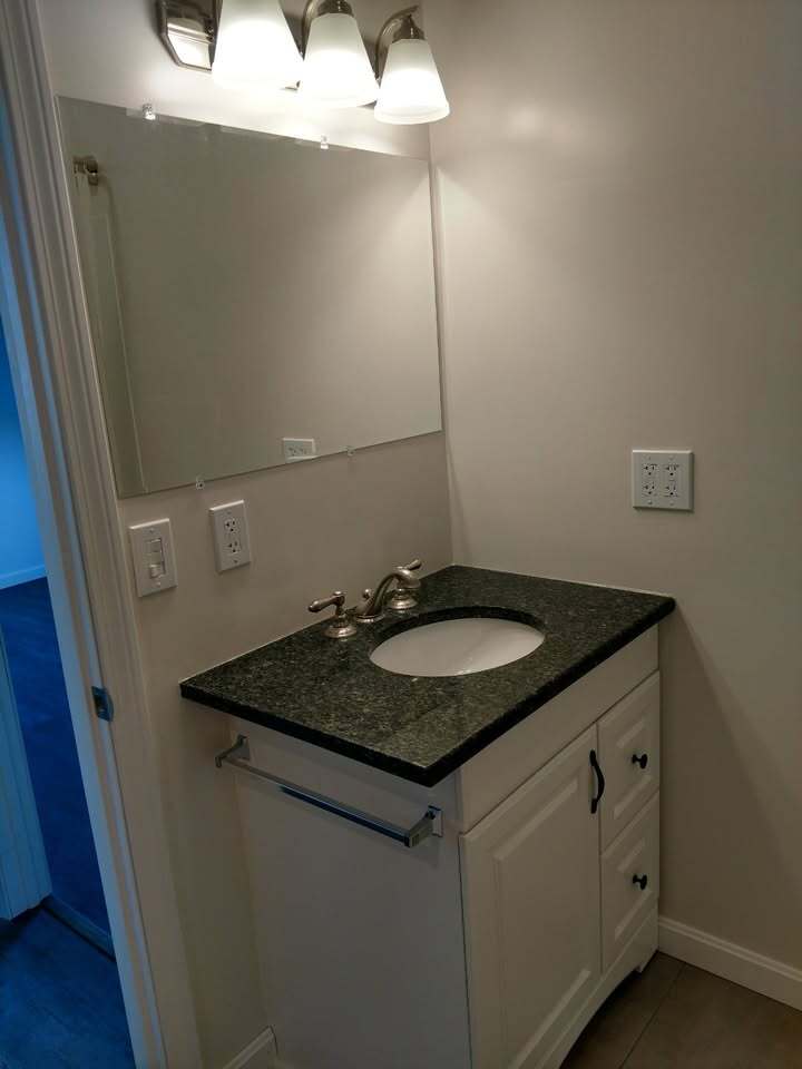 Bathroom Sink - 41 Zapora Dr
