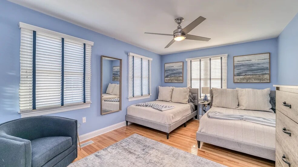 Building Photo - 119 N Belmont Ave