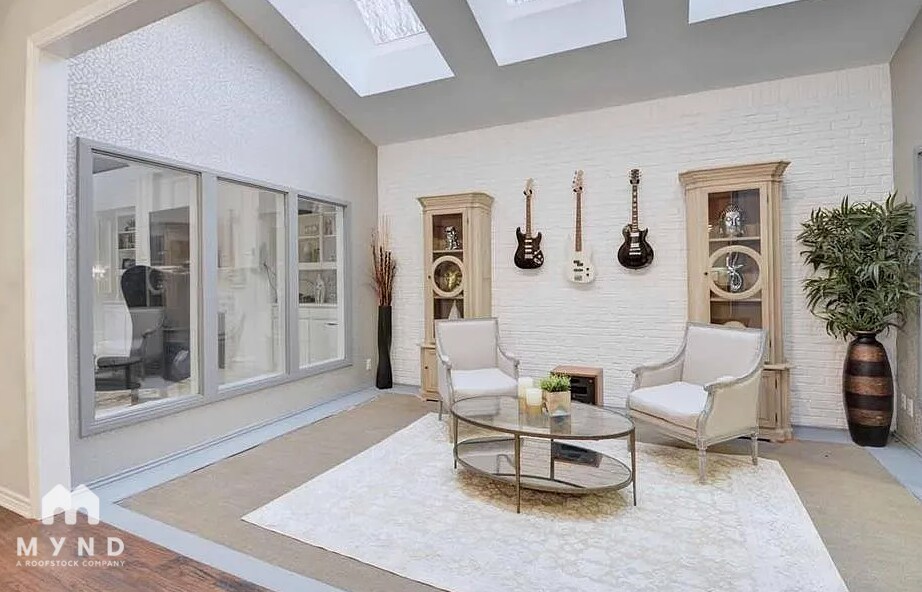 Building Photo - 2005 Crockett Ct