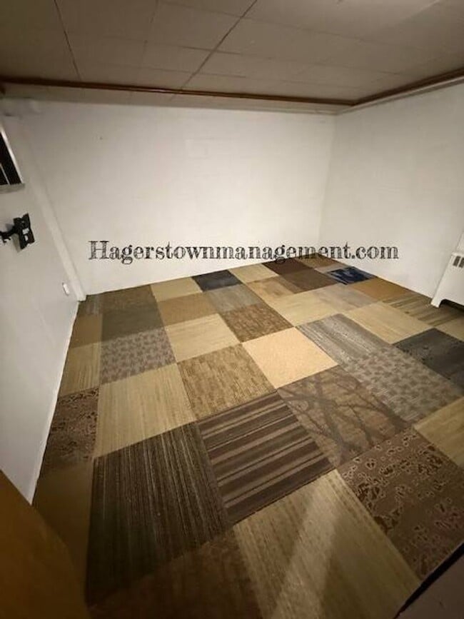 Building Photo - Greencastle - 3 BR Rancher