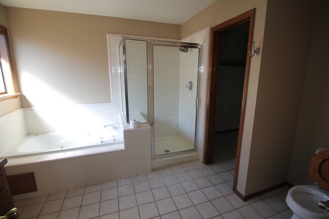 Building Photo - 308 Wilmington Cir