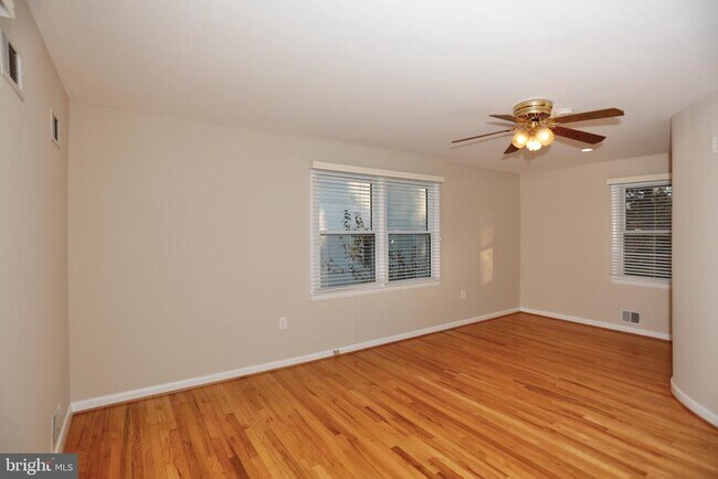 Building Photo - 6308 Marywood Rd