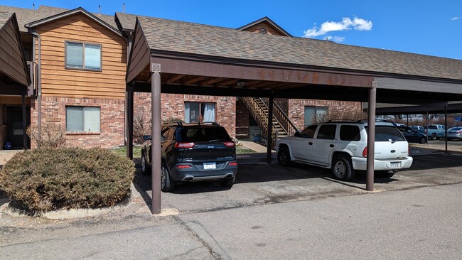 Building Photo - NICE 2-BDRM CONDO WITH FIREPLACE, CARPORT,...