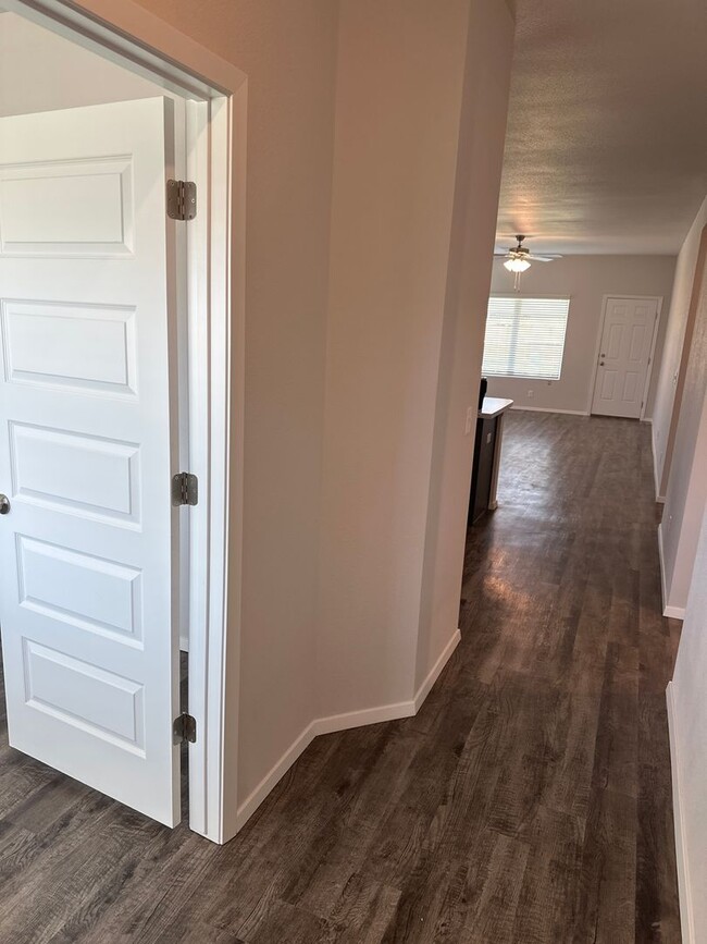 Building Photo - *Pre-leasing* NEW Three Bedroom | Two Bath...