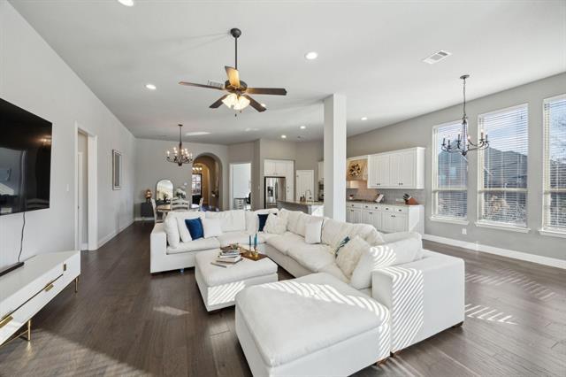 Building Photo - 6800 Barolo Dr