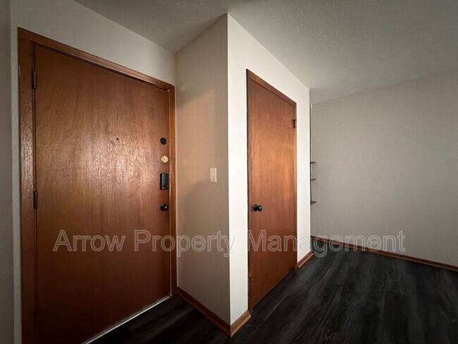 Building Photo - 1410 F St