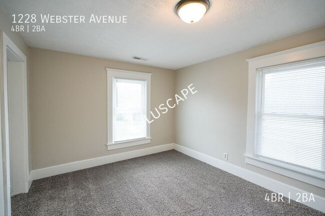 Building Photo - 1228 Webster Ave