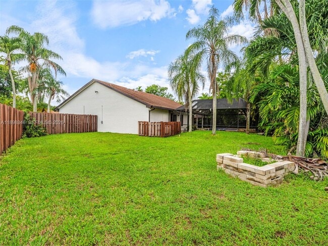 Building Photo - 15531 SW 54th Terrace