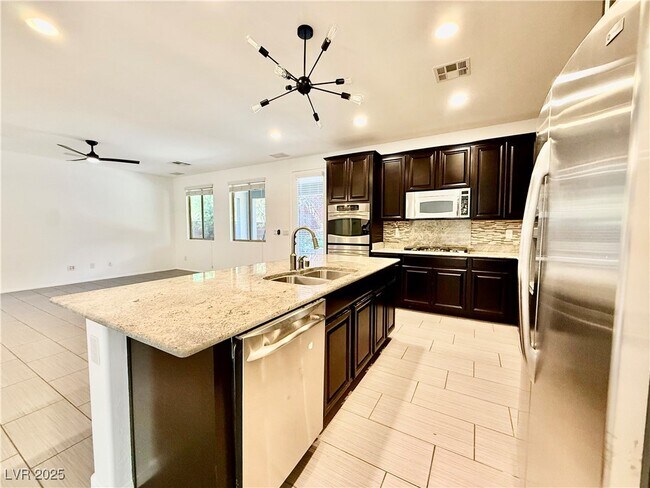 Building Photo - 5369 Alden Glen Dr