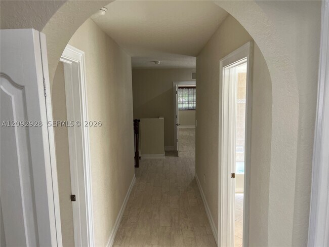 Building Photo - 14008 SW 274th Terrace