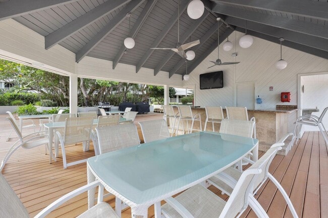 Building Photo - 4201 N Ocean Blvd