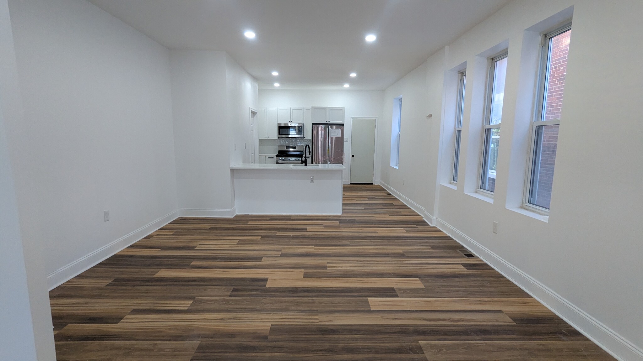 Building Photo - 1223 S 53rd St