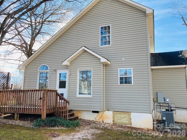 Building Photo - 7781 Red Robin Trail