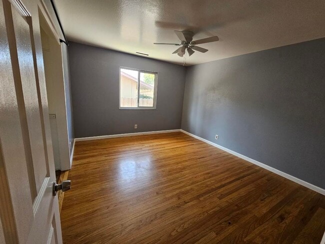 Building Photo - Four-Bedroom Fairfield Home!