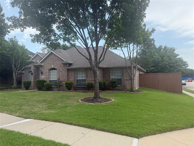 Building Photo - 9200 Fairwood Ct