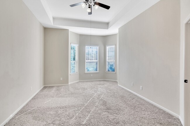 Building Photo - 222 Cheswood Forest Dr