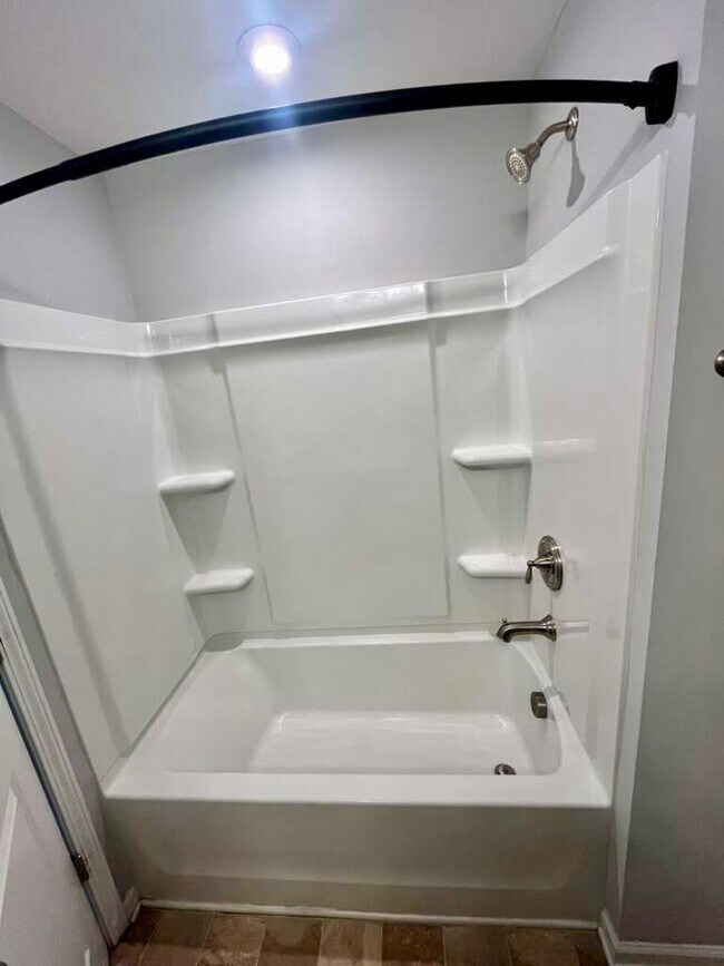 Building Photo - 2105 Boynton St