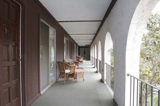 Building Photo - 200 Arbor Dr