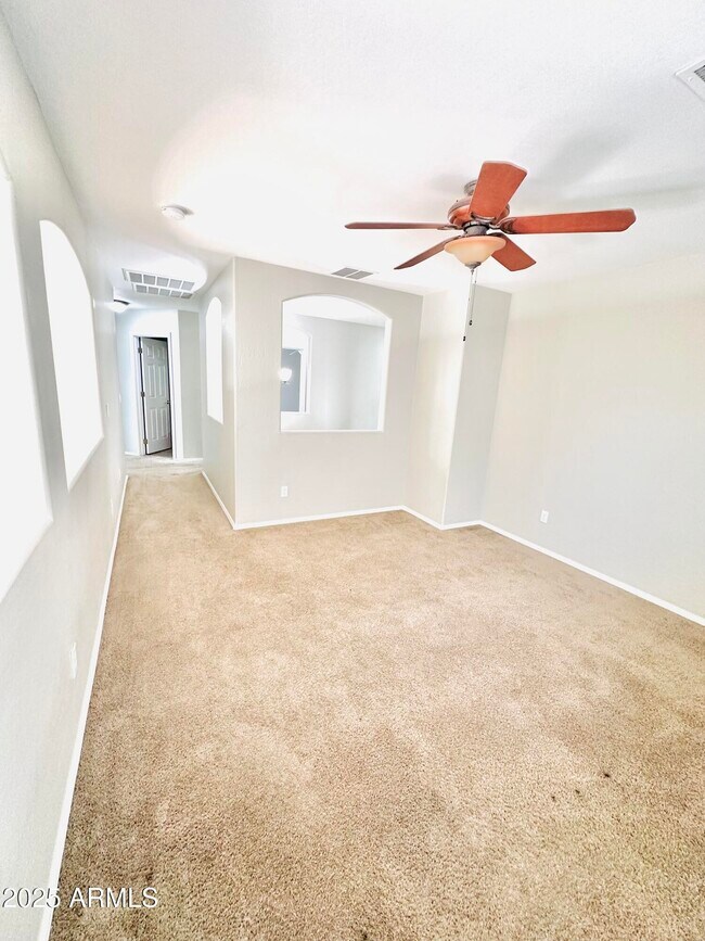 Building Photo - 3288 W Mineral Butte Dr