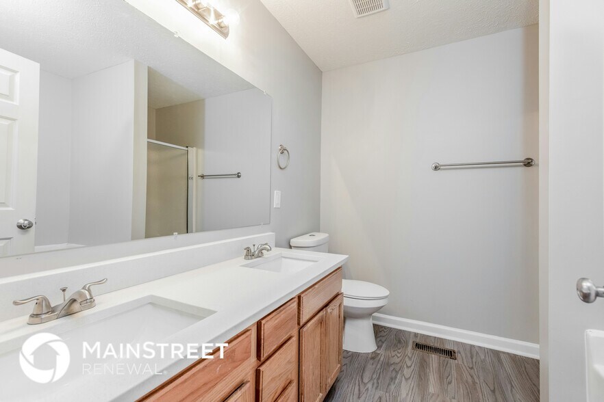 Building Photo - 2016 Spring Creek Dr