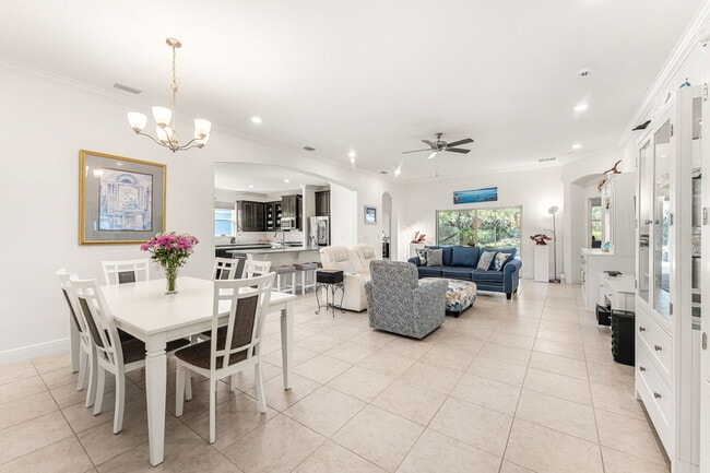 Building Photo - 6435 Montserrat Dr