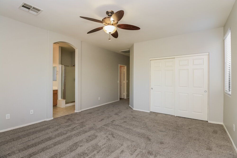 Building Photo - 3070 S Southwind Dr